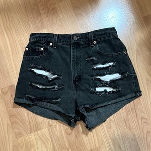 LEVI’S Denim Shorts (bought from Aritzia)